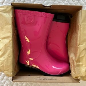 UGG rain boots for girls